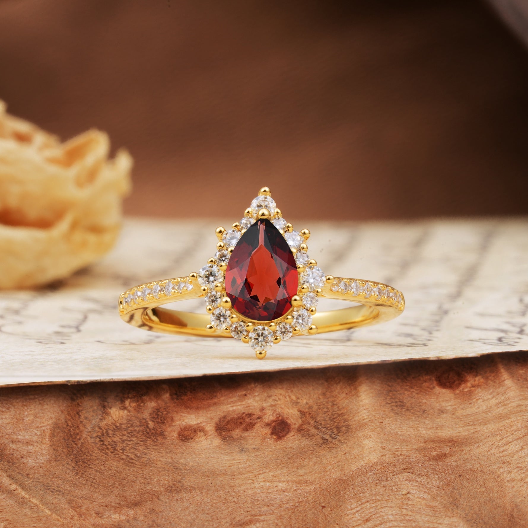 Vintage Classic 3-Prong Pear Cut Garnet Engagement Ring - Additional view