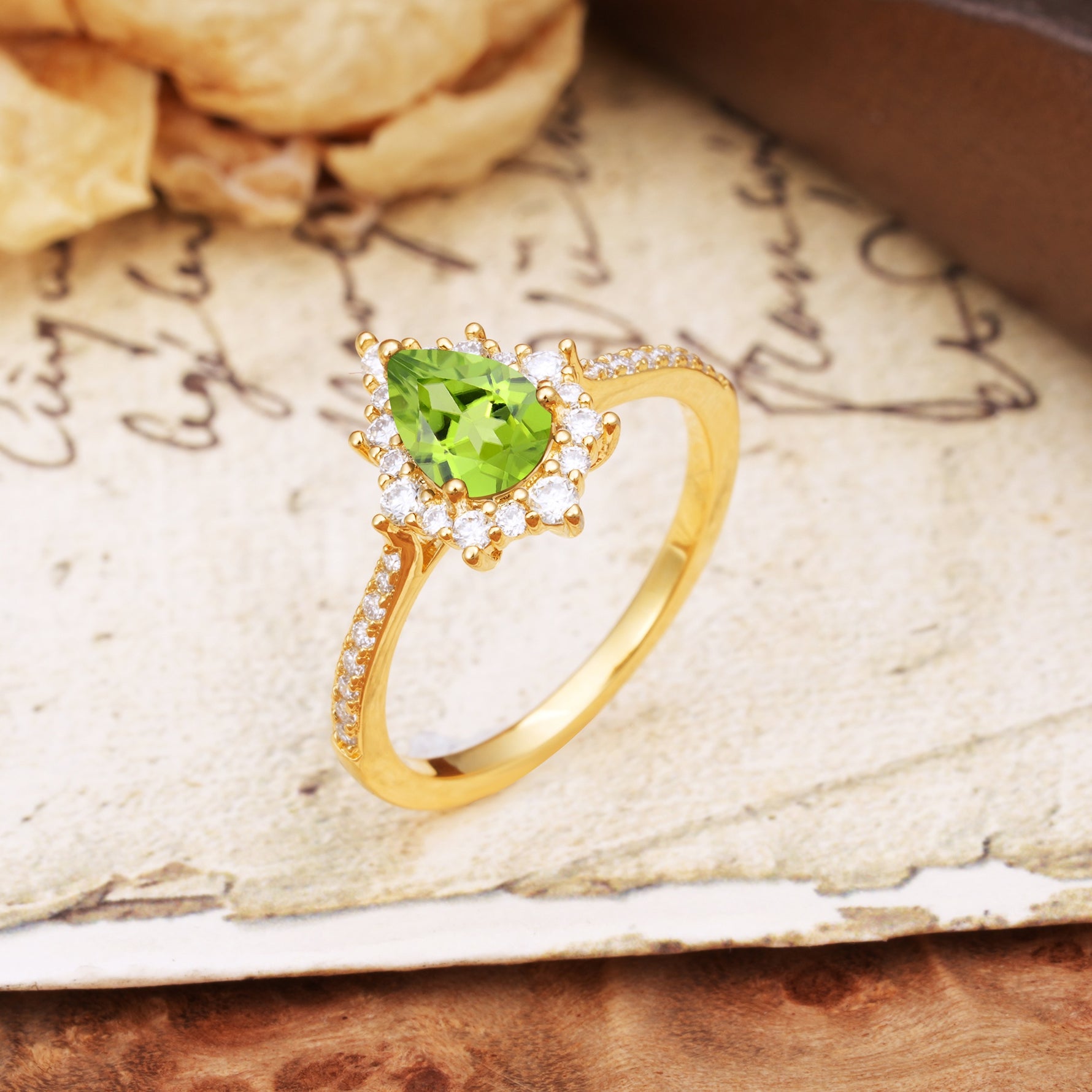 Vintage Classic 3-Prong Pear Cut Peridot Engagement Ring - Additional view