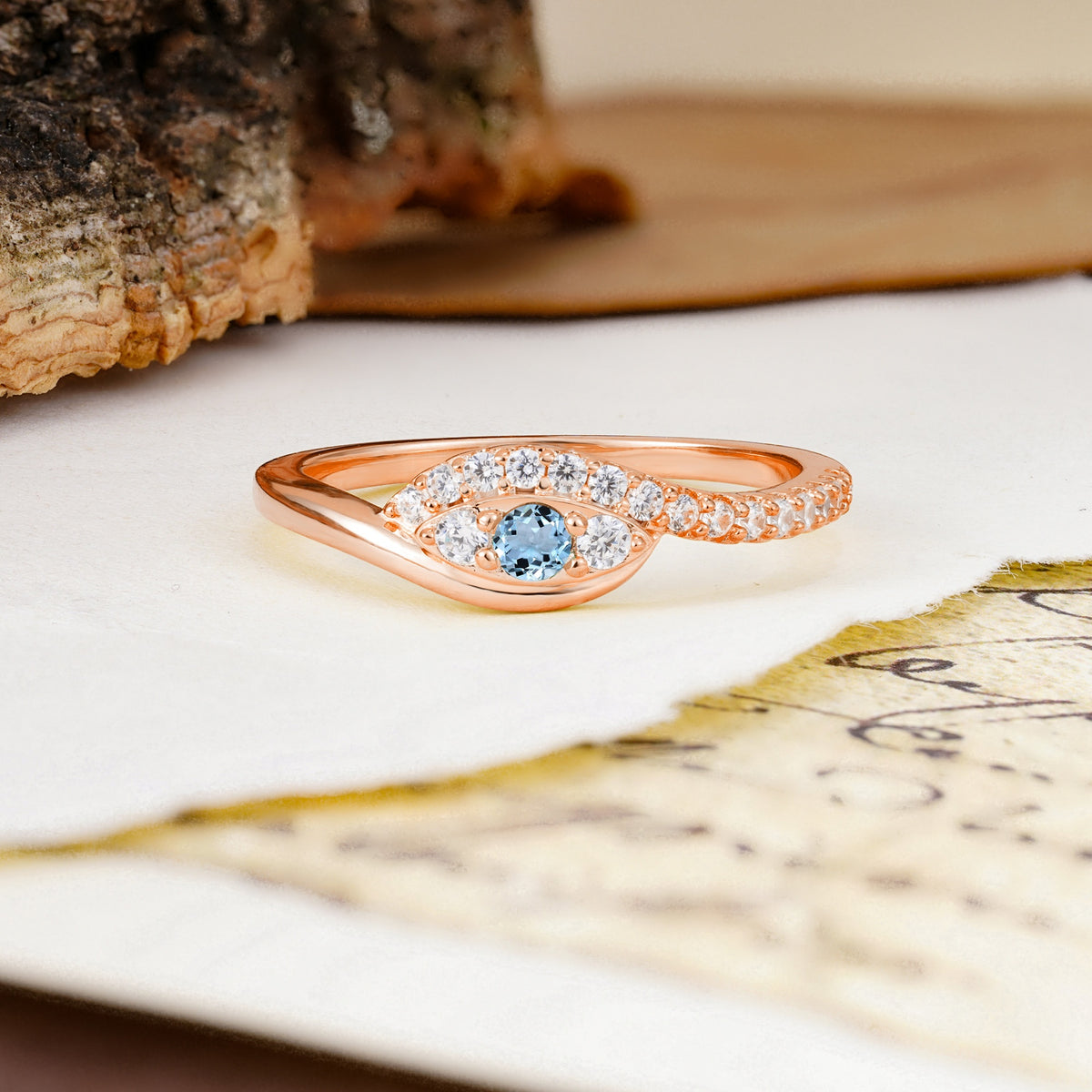 Classic Luxurious Vintage Devil's Eye 4-Prong Round Cut Aquamarine Engagement Ring - Additional view