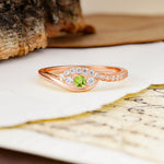 Classic Luxurious Vintage Devil's Eye 4-Prong Round Cut Peridot Engagement Ring - Additional view