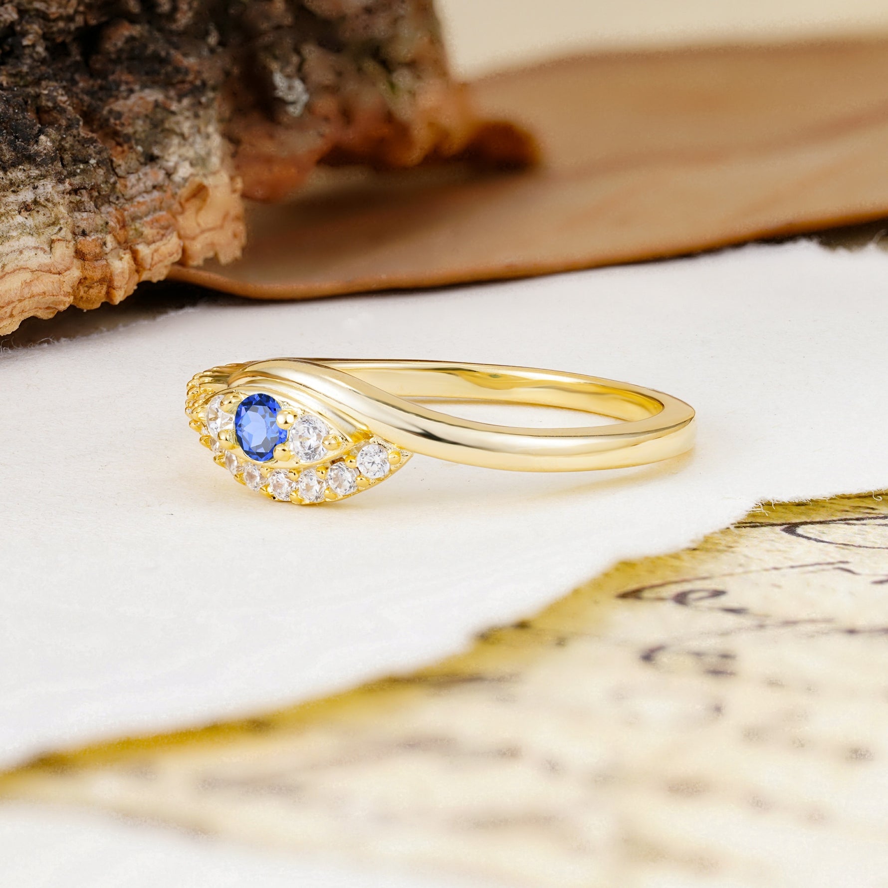 Classic Luxurious Vintage Devil's Eye 4-Prong Round Cut Sapphire Engagement Ring - Additional view