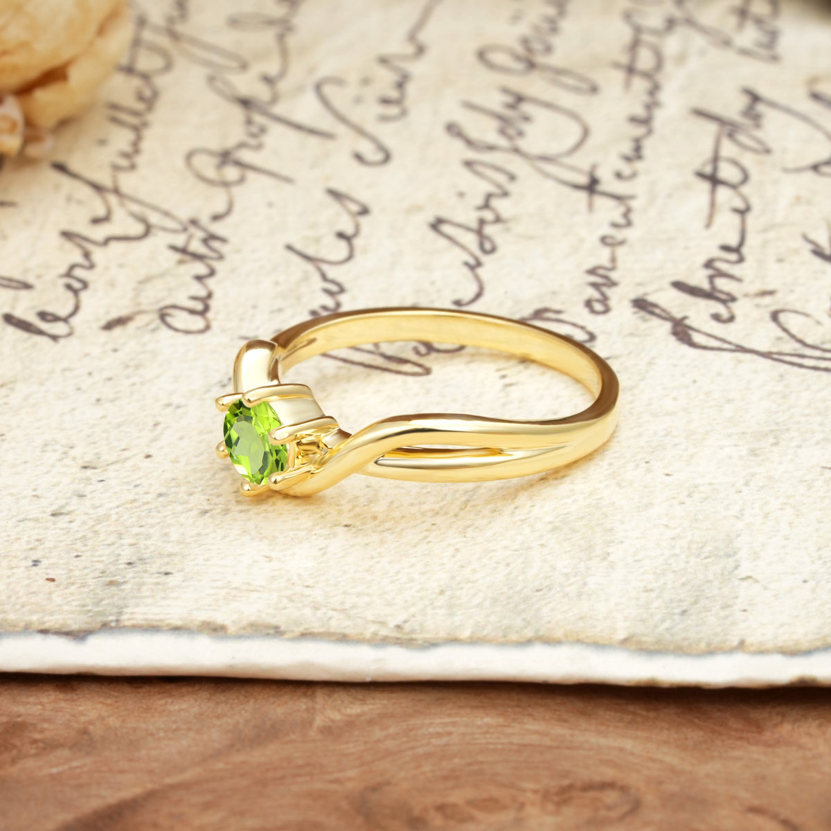 Minimalist Twisted Six-Prong Round-Cut Peridot Engagement Ring - Additional view