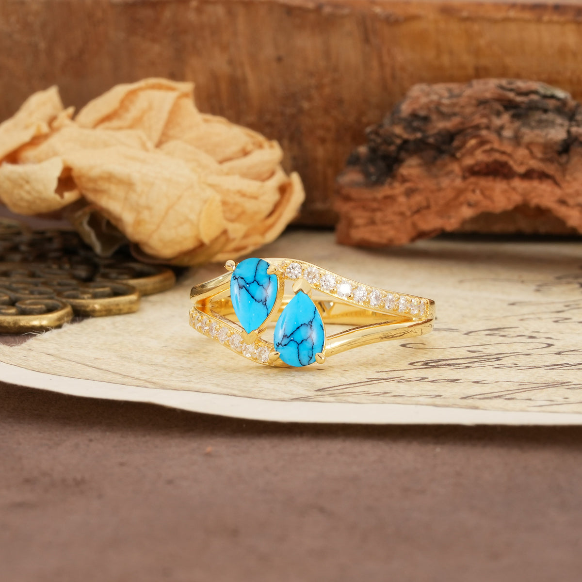 Luxurious 3-Prong Double Pear-Cut Turquoise Engagement Ring - Additional view