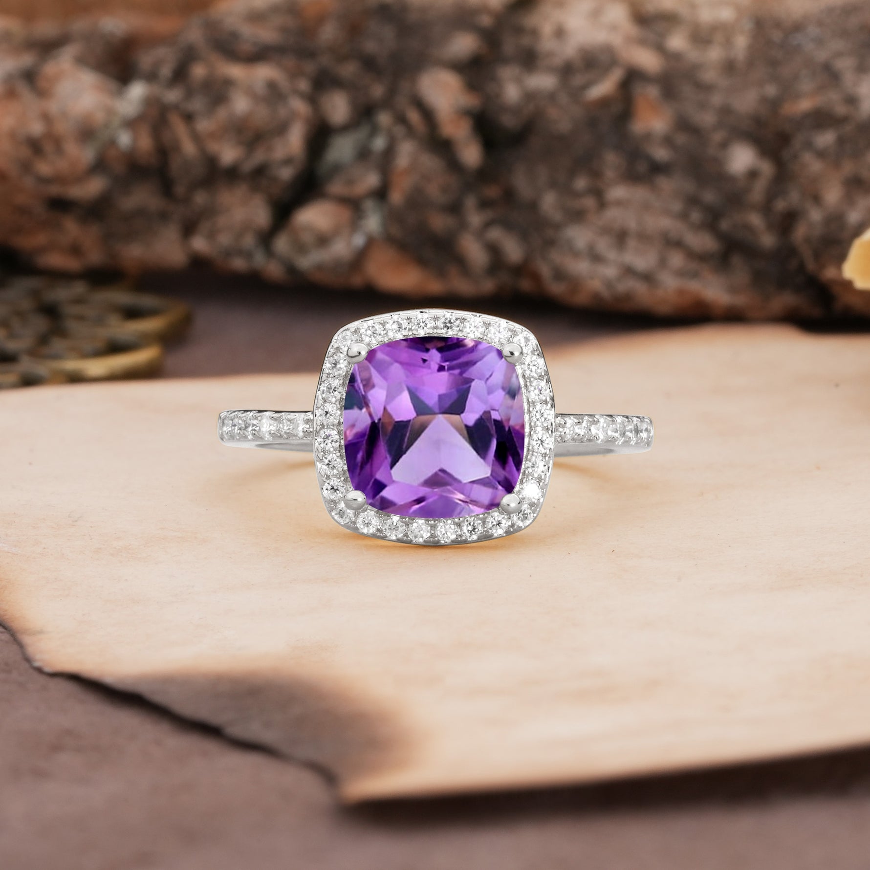 Unique And Luxurious 4-Prong Princess Cut Amethyst Engagement Ring - Additional view
