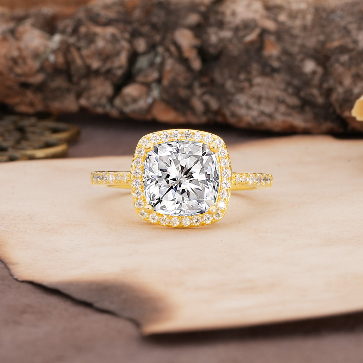 Unique And Luxurious 4-Prong Princess Cut Lab Diamond Engagement Ring - Additional view