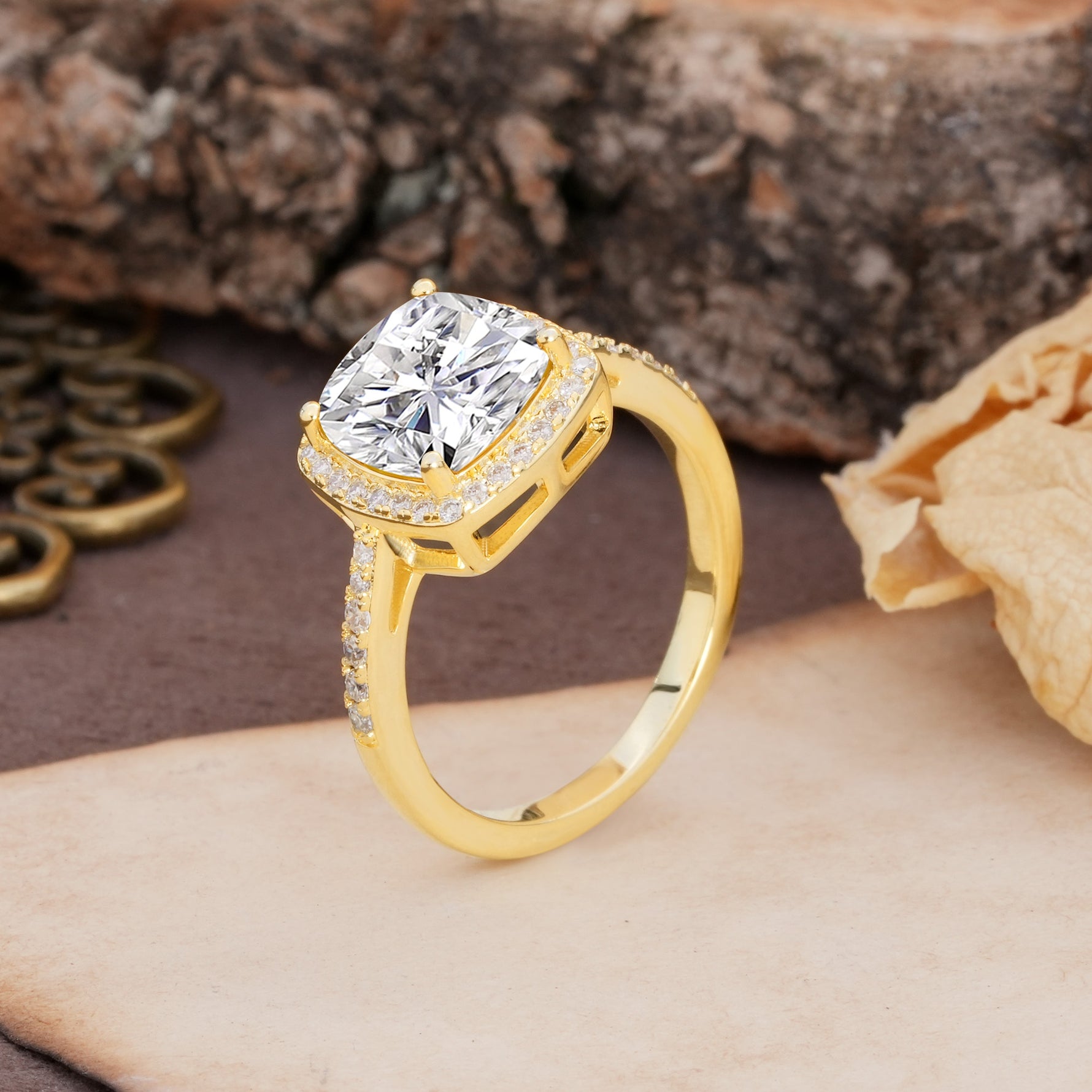 Unique And Luxurious 4-Prong Princess Cut Lab Diamond Engagement Ring - Additional view