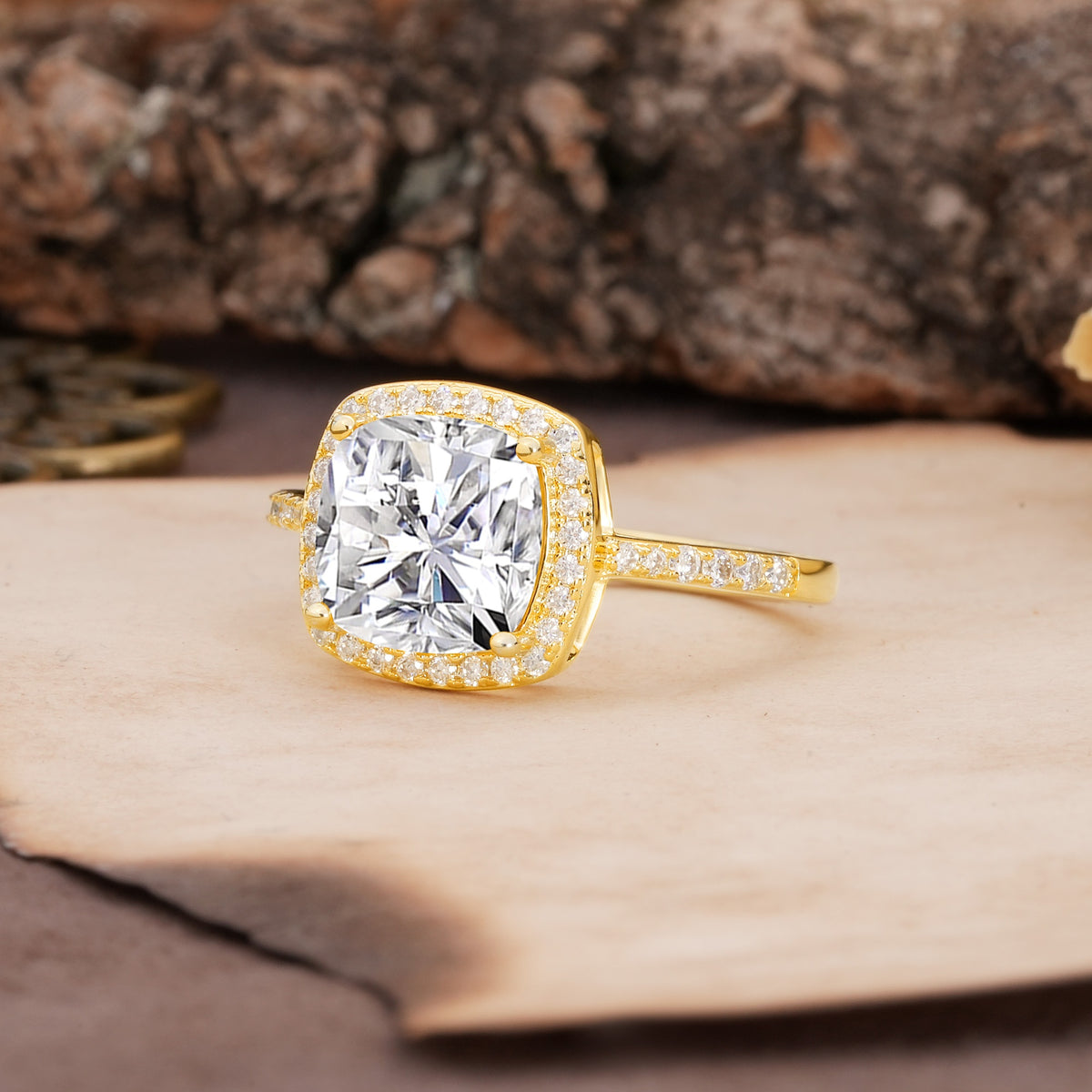 Unique And Luxurious 4-Prong Princess Cut Lab Diamond Engagement Ring - Additional view
