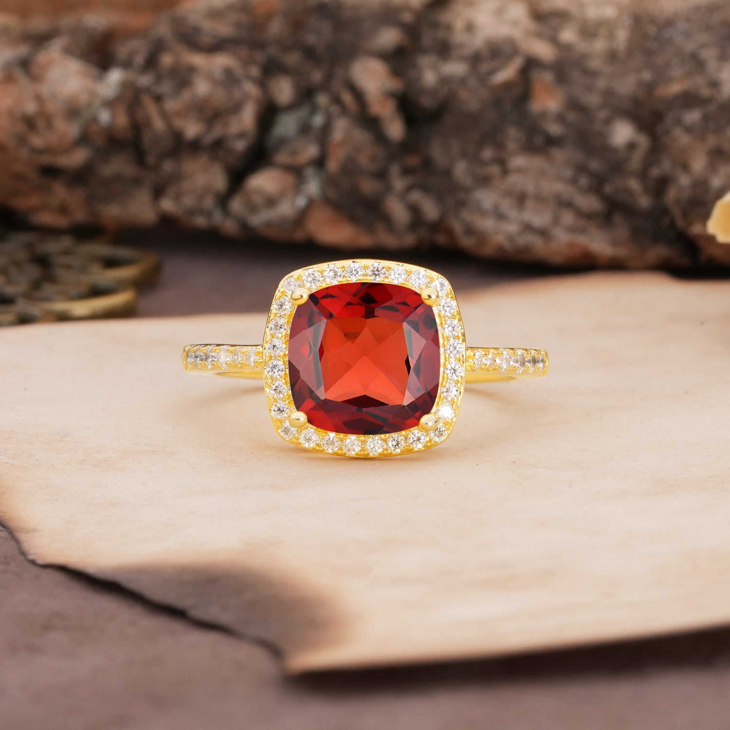 Unique And Luxurious 4-Prong Princess Cut Garnet Engagement Ring - Additional view