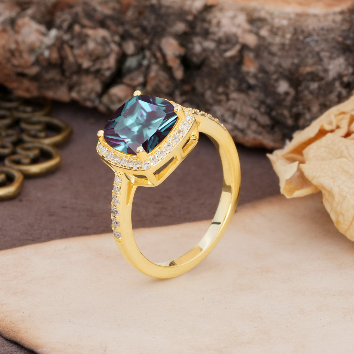 Unique And Luxurious 4-Prong Princess Cut Alexandrite Engagement Ring - Additional view