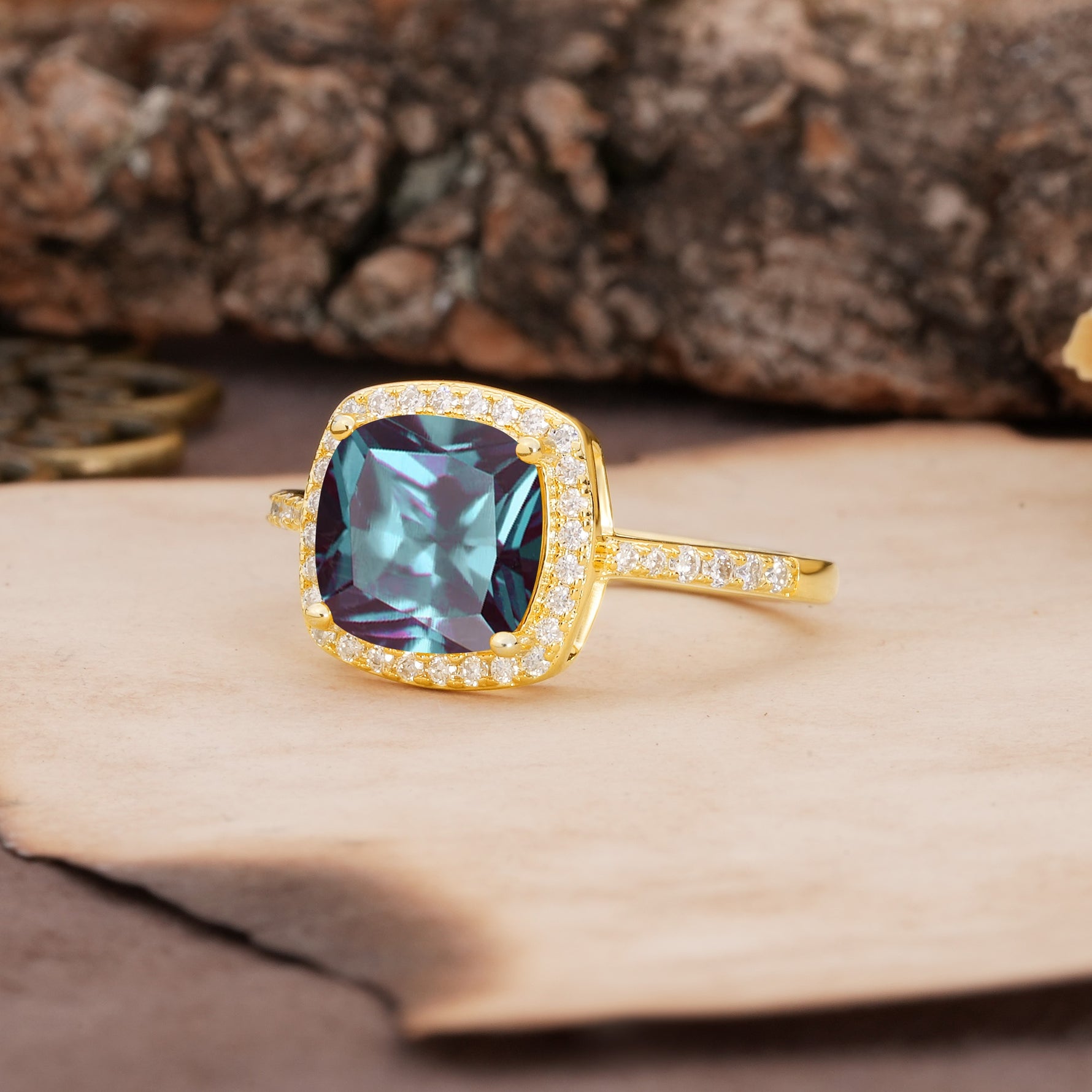 Unique And Luxurious 4-Prong Princess Cut Alexandrite Engagement Ring - Additional view