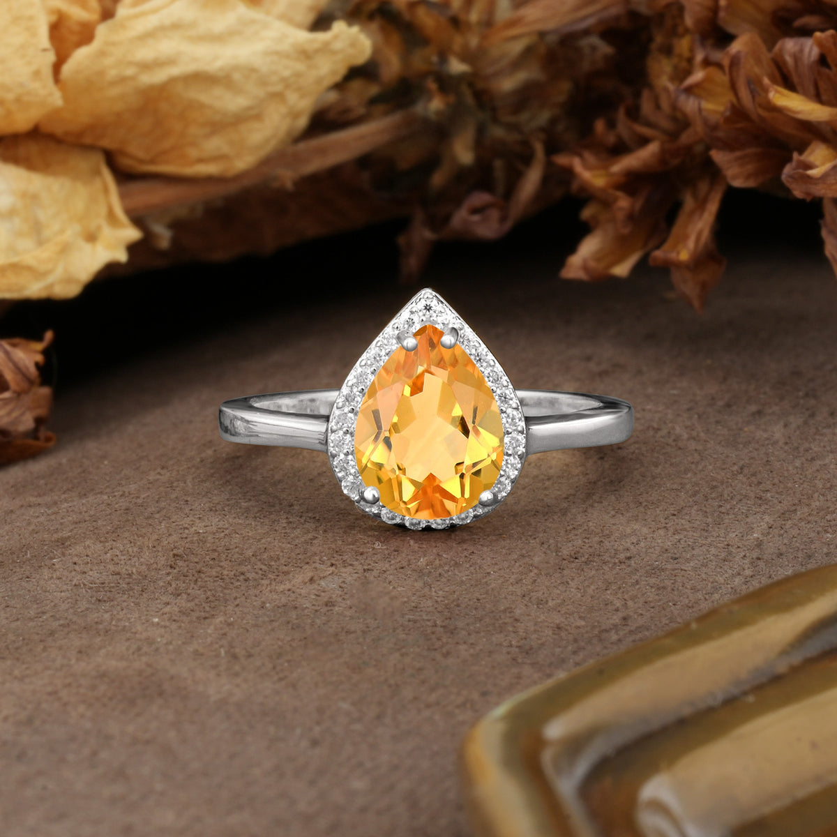Luxurious 4-Prong Pear Cut Citrine Engagement Ring - Additional view