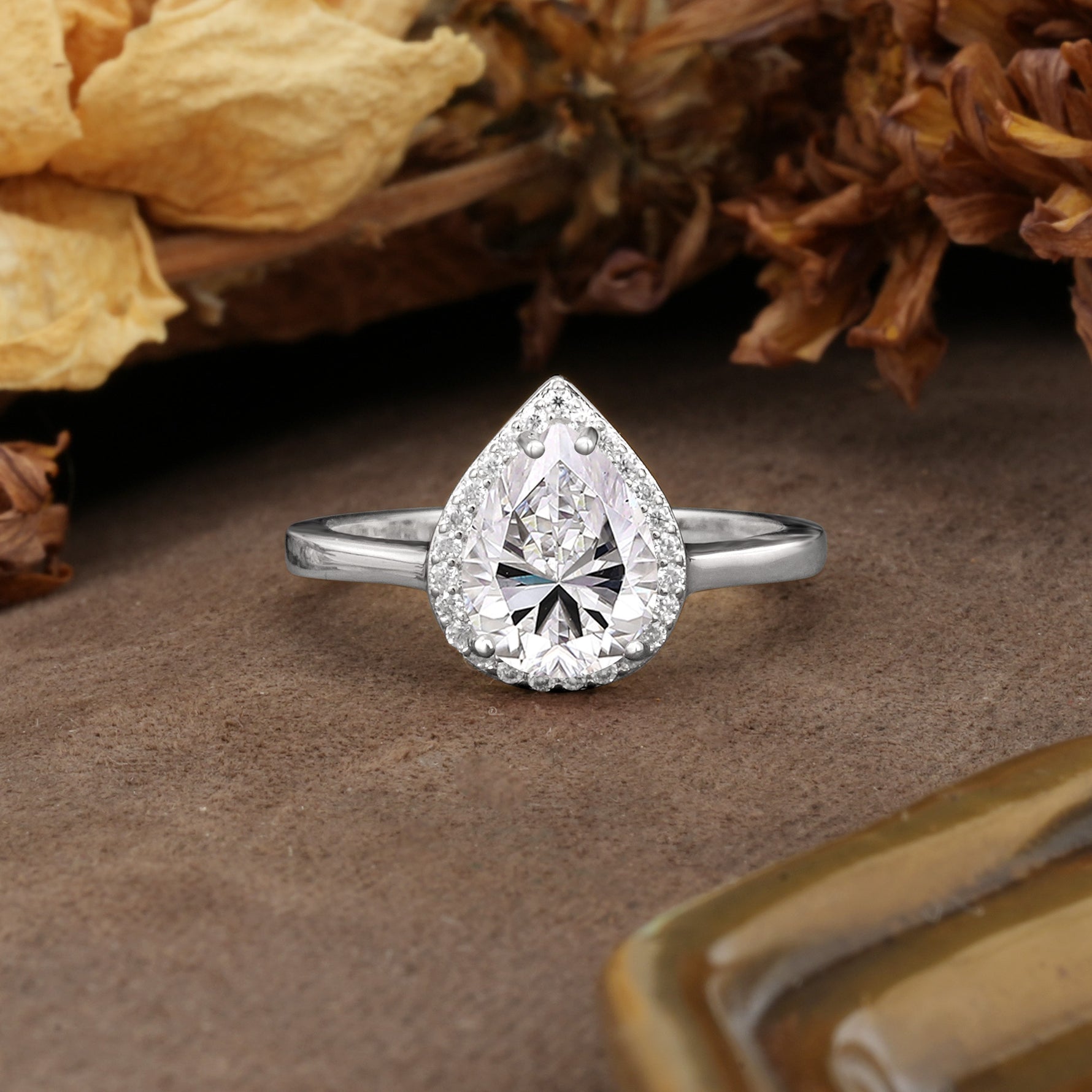 Luxurious 4-Prong Pear Cut Lab Diamond Engagement Ring - Additional view