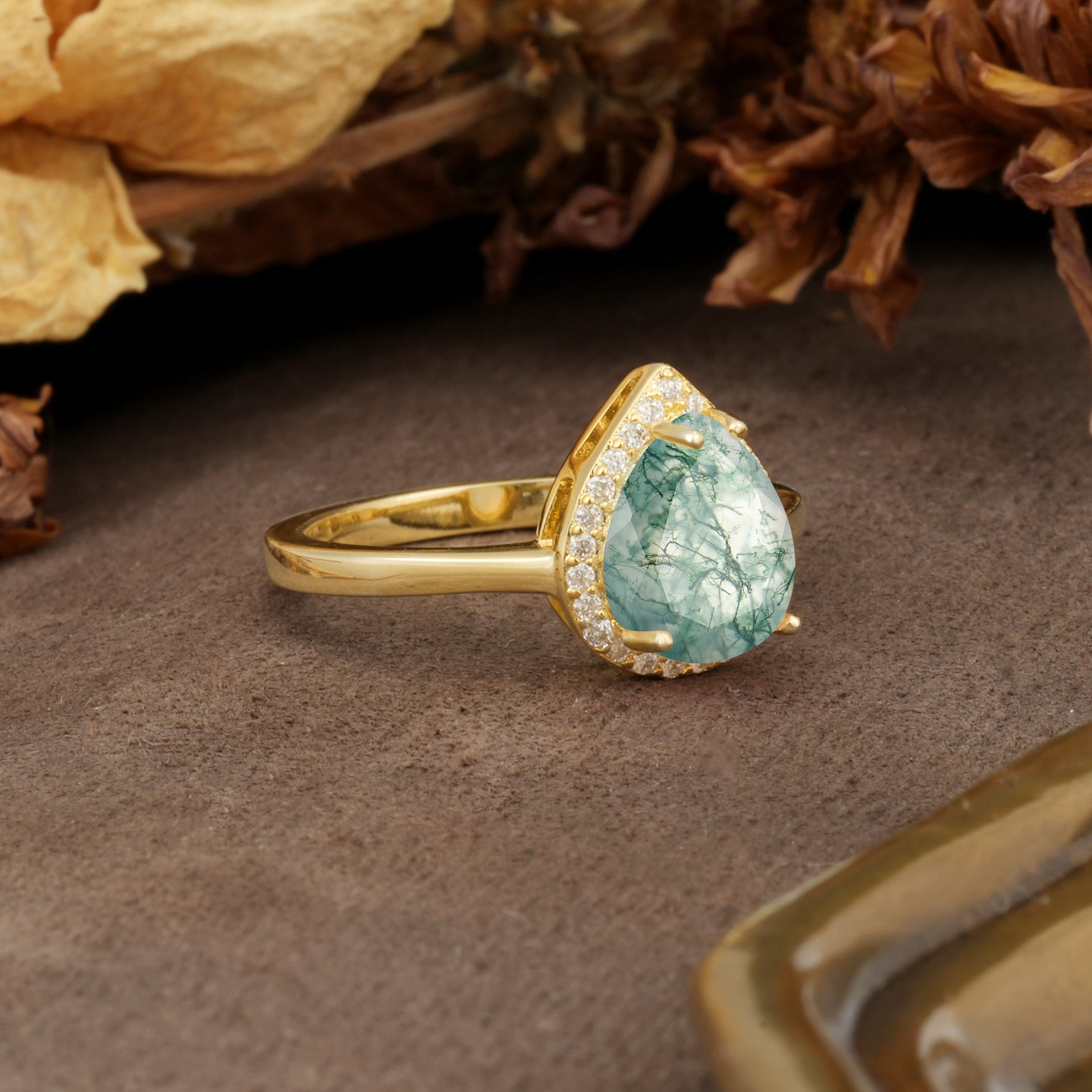 Luxurious 4-Prong Pear Cut Moss Agate Engagement Ring - Additional view
