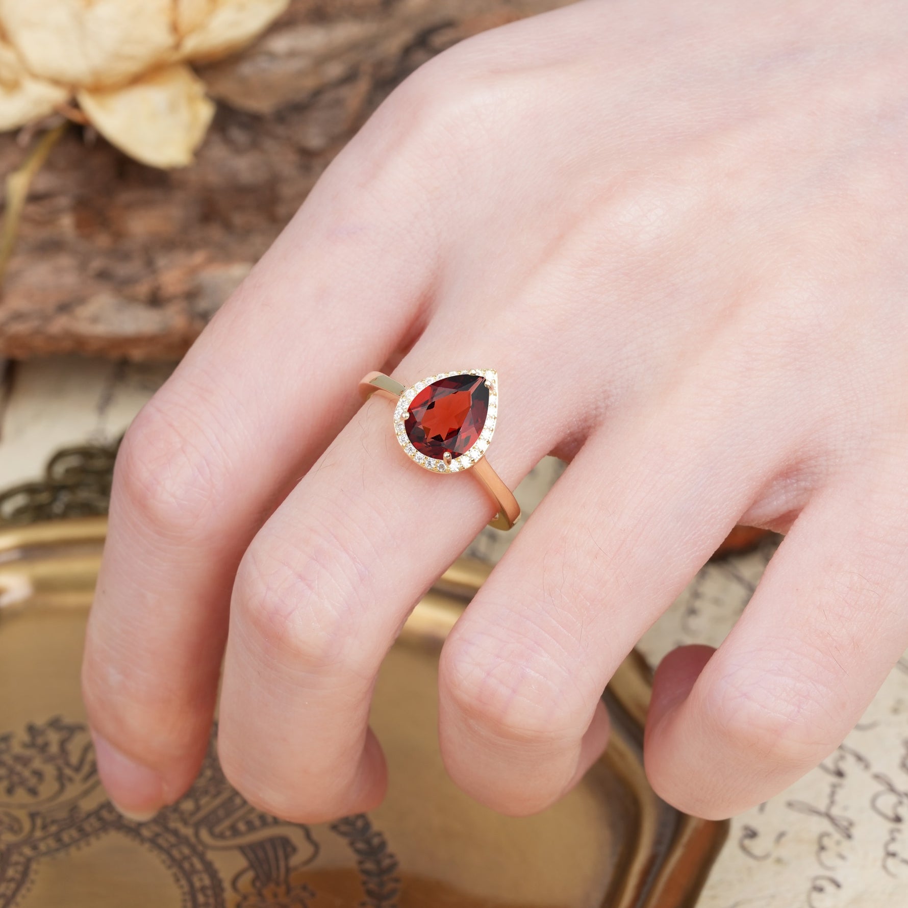 Luxurious 4-Prong Pear Cut Garnet Engagement Ring - Additional view