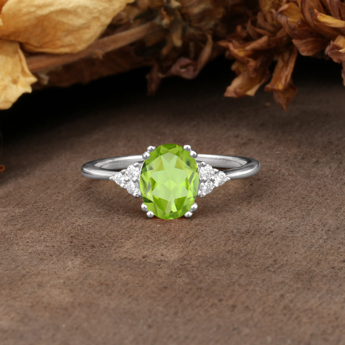 Classic Vintage 8-Prong Oval Cut Peridot Engagement Ring - Additional view