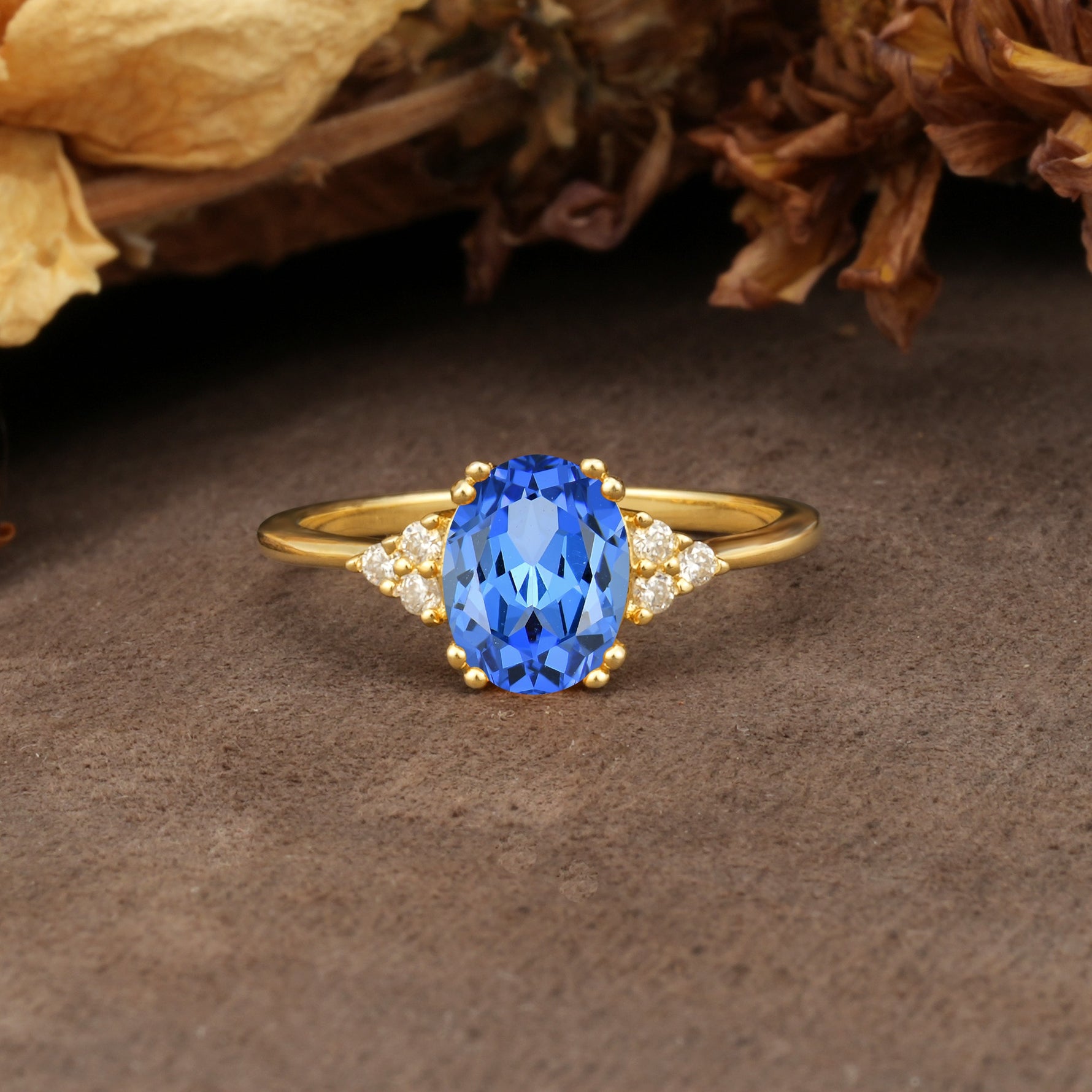 Classic Vintage 8-Prong Oval Cut Sapphire Engagement Ring - Additional view