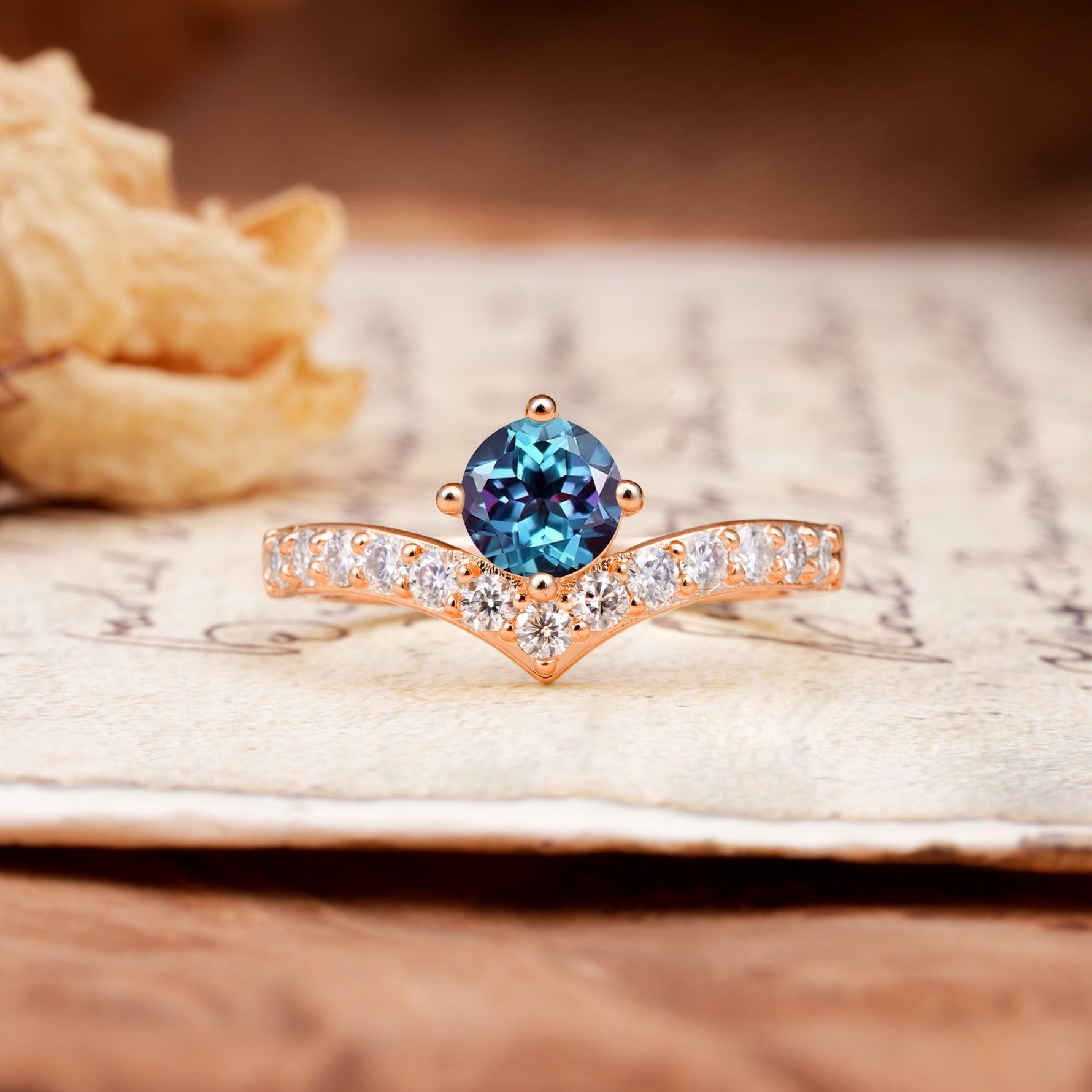 Classic Retro 4-Prong Round Cut Alexandrite Engagement Ring - Additional view