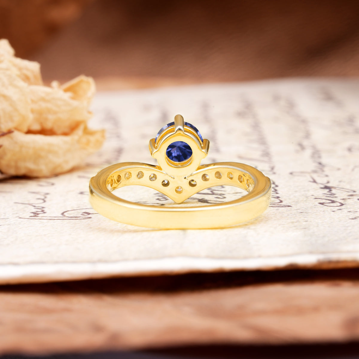 Classic Retro 4-Prong Round Cut Tanzanite Engagement Ring - Additional view