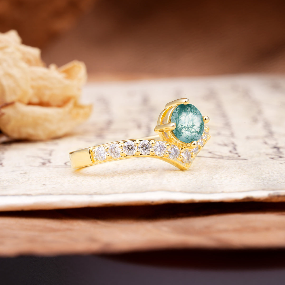 Classic Retro 4-Prong Round Cut Moss Agate Engagement Ring - Additional view