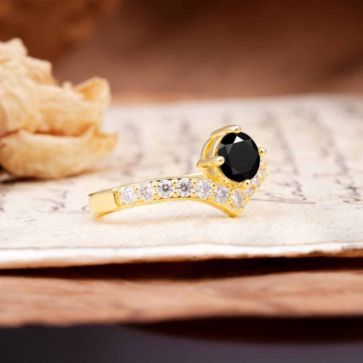 Classic Retro 4-Prong Round Cut Black Onyx Engagement Ring - Additional view
