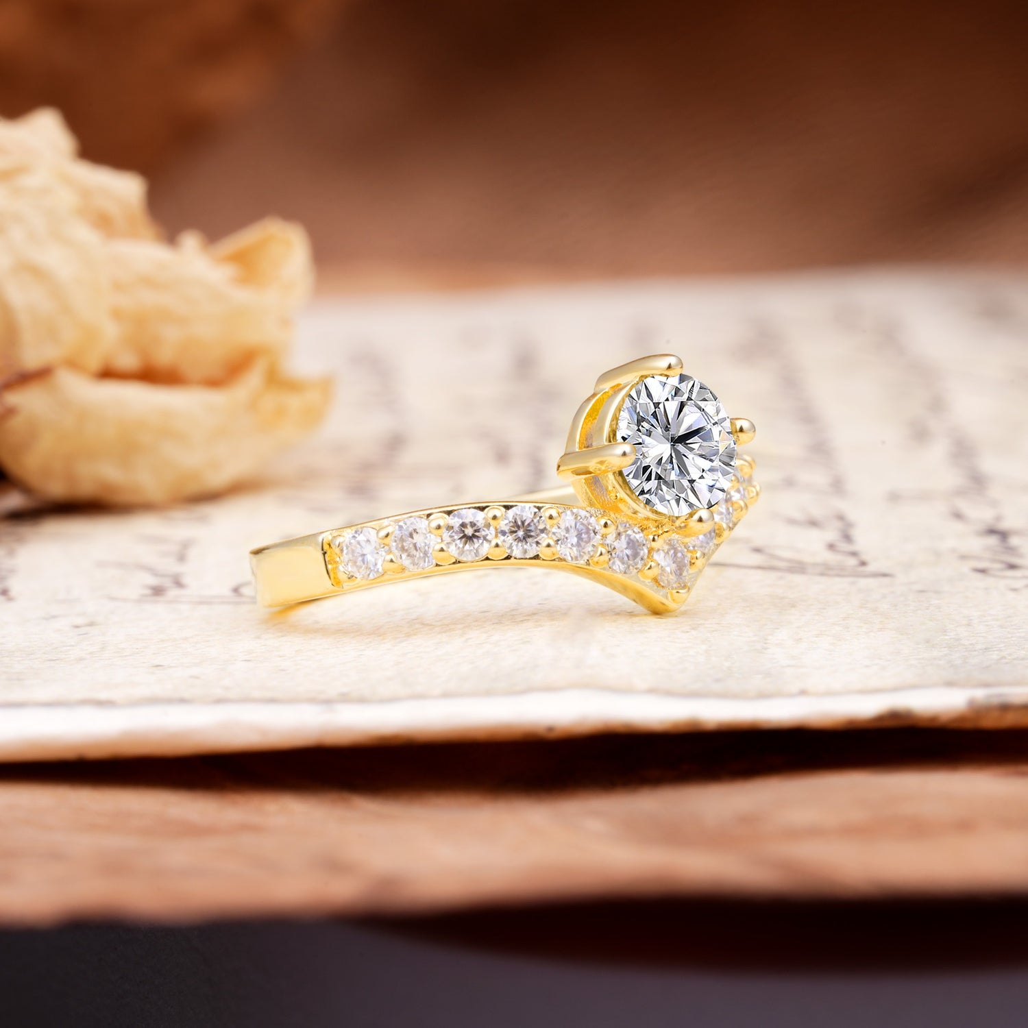 Classic Retro 4-Prong Round Cut Lab Diamond Engagement Ring - Additional view