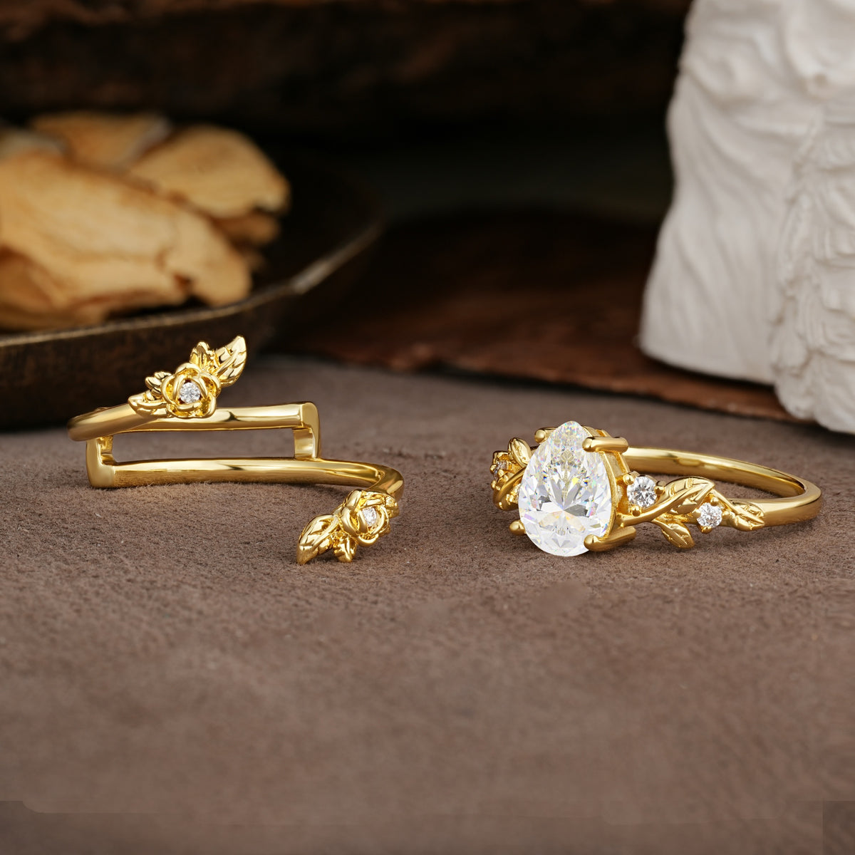 Nature-Inspired Luxury Aphrodite's Garden Pear-Cut Moissanite Floral Bridal Ring Set | RamaSoul - Additional view
