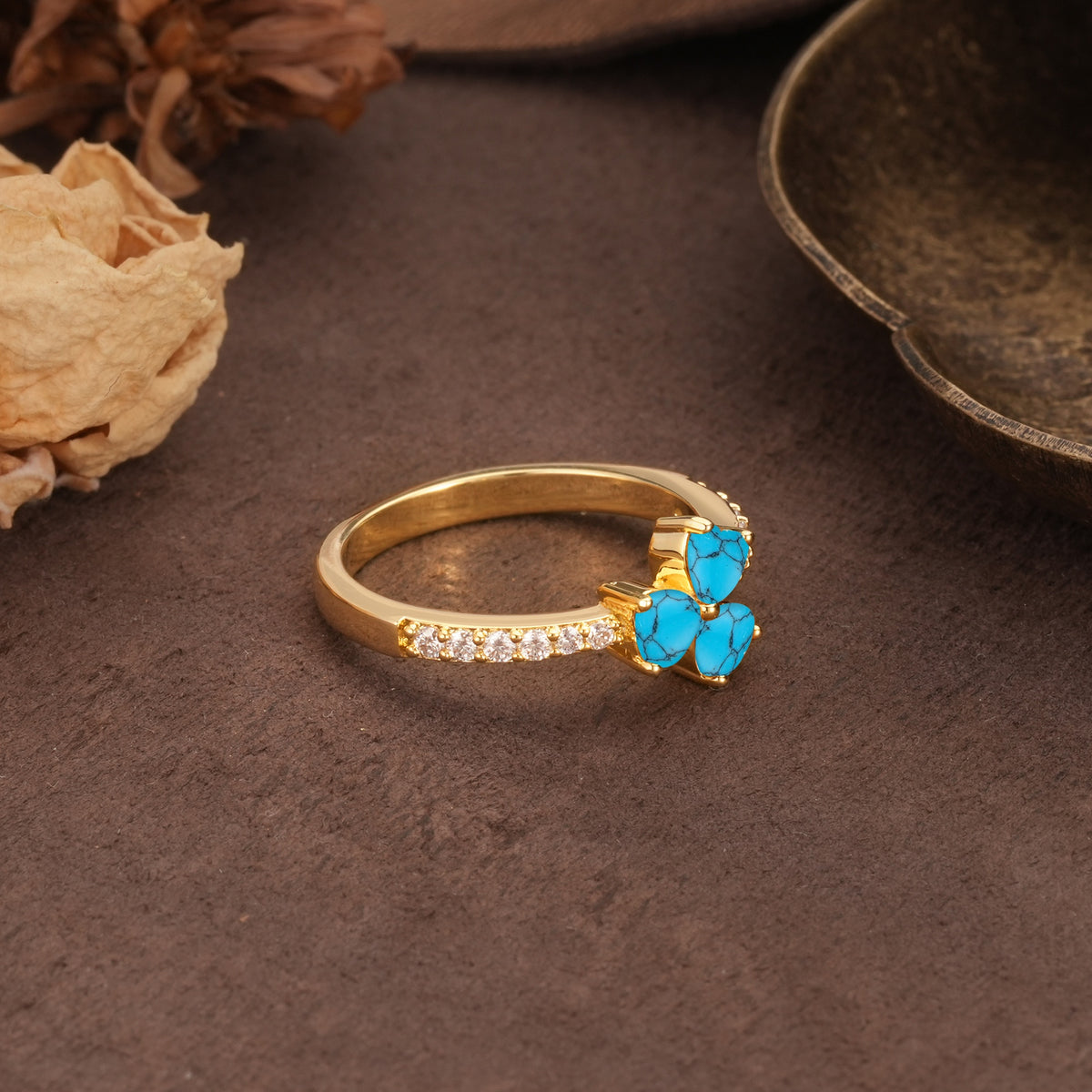 Unique Three-Leaf Clover, 3-Prong Heart Cut Turquoise Three-Stone Wedding Ring - Additional view