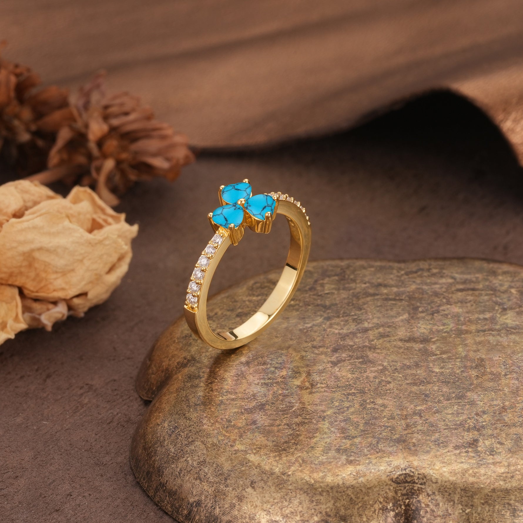 Unique Three-Leaf Clover, 3-Prong Heart Cut Turquoise Three-Stone Wedding Ring - Additional view