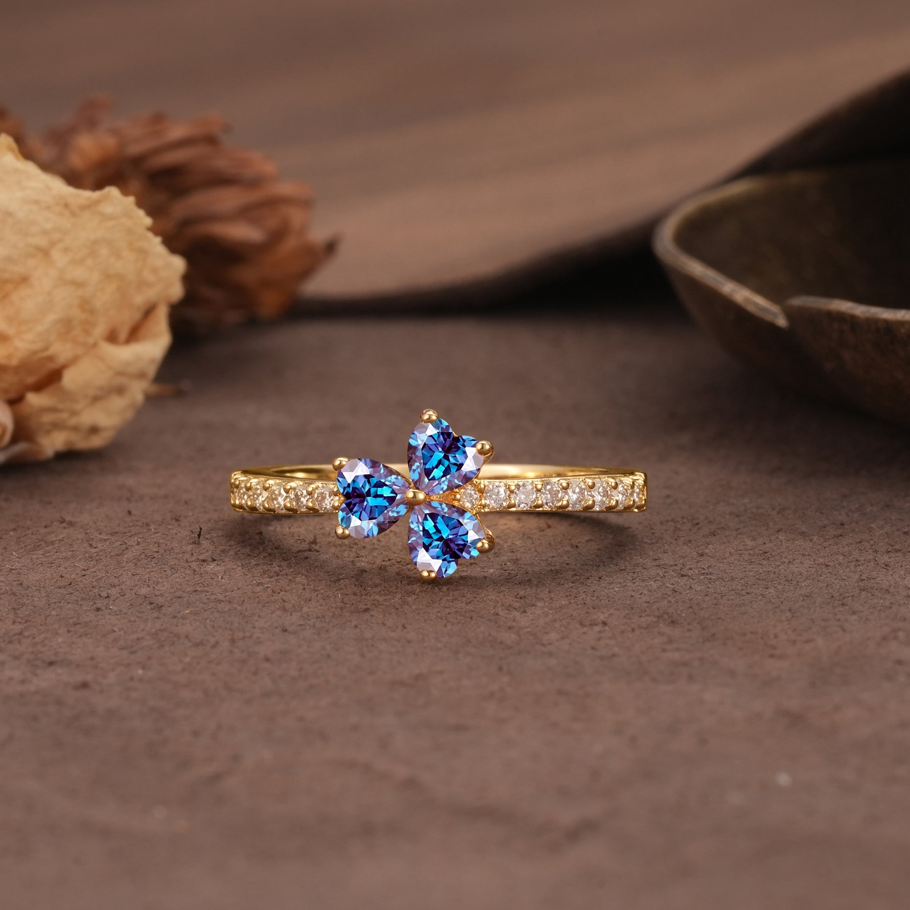 Unique Three-Leaf Clover, 3-Prong Heart Cut Alexandrite Three-Stone Wedding Ring - Additional view