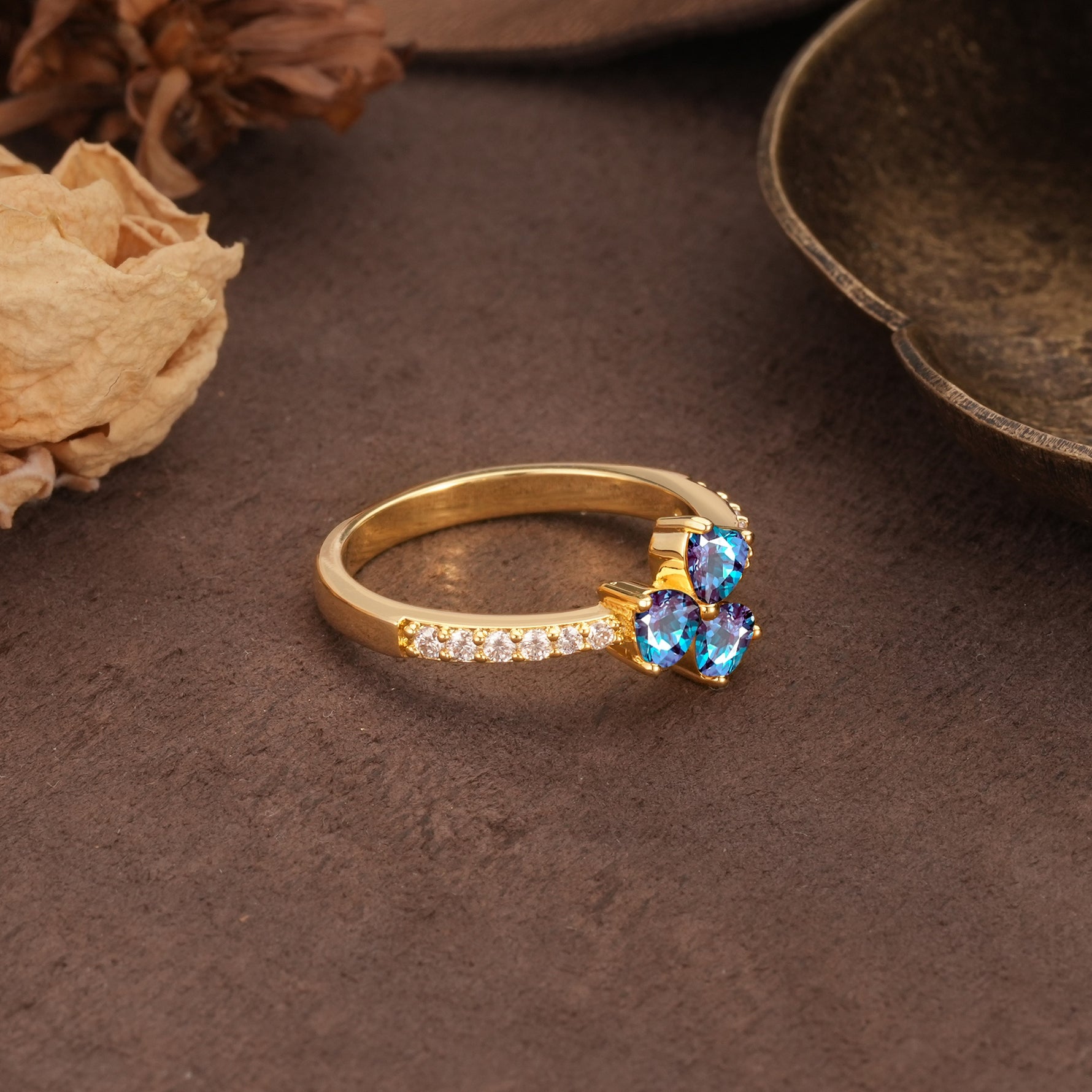 Unique Three-Leaf Clover, 3-Prong Heart Cut Alexandrite Three-Stone Wedding Ring - Additional view