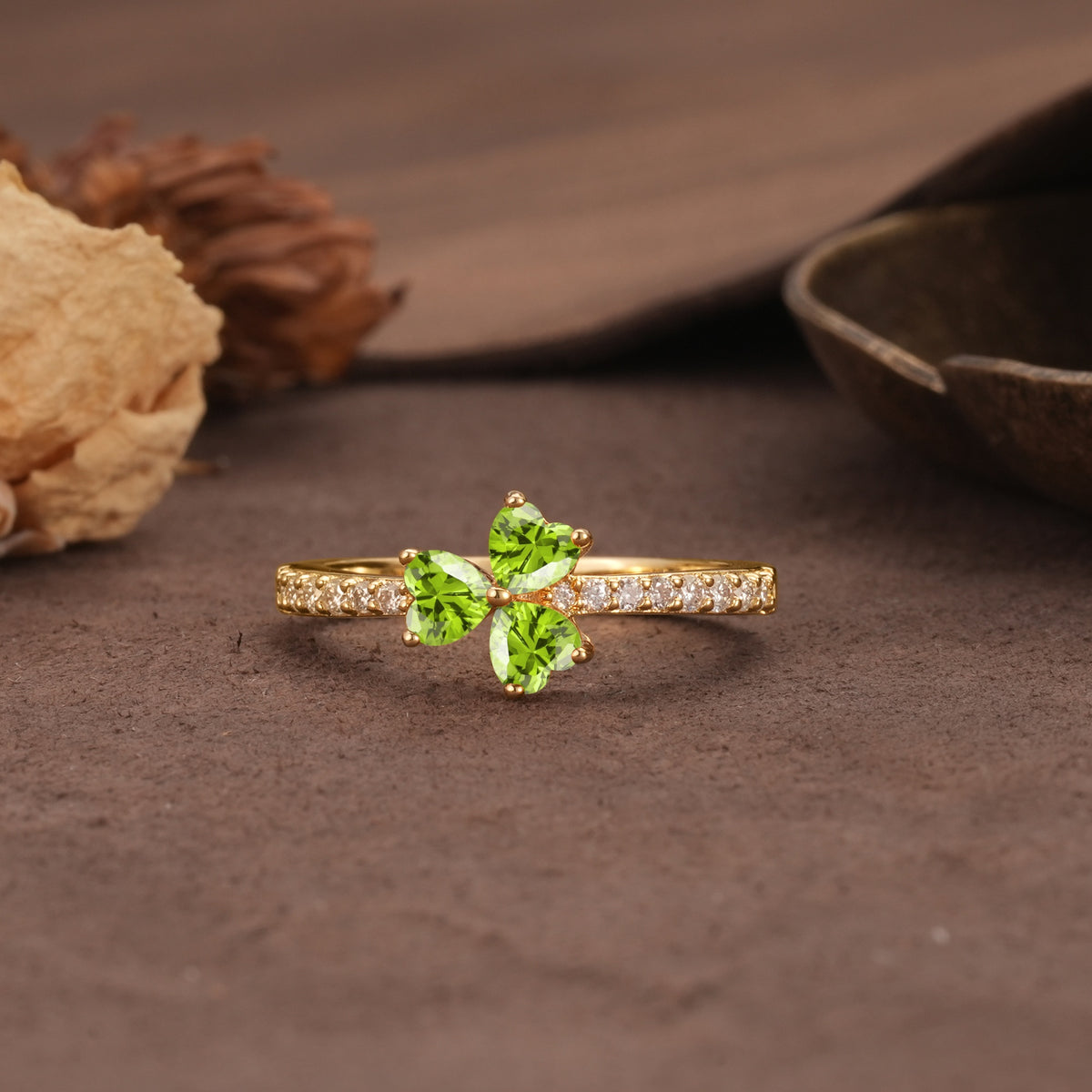 Unique Three-Leaf Clover, 3-Prong Heart Cut Peridot Three-Stone Wedding Ring - Additional view