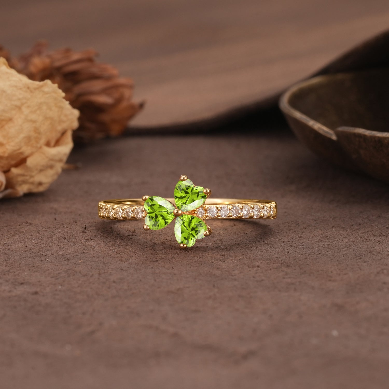 Unique Three-Leaf Clover, 3-Prong Heart Cut Peridot Three-Stone Wedding Ring - Additional view