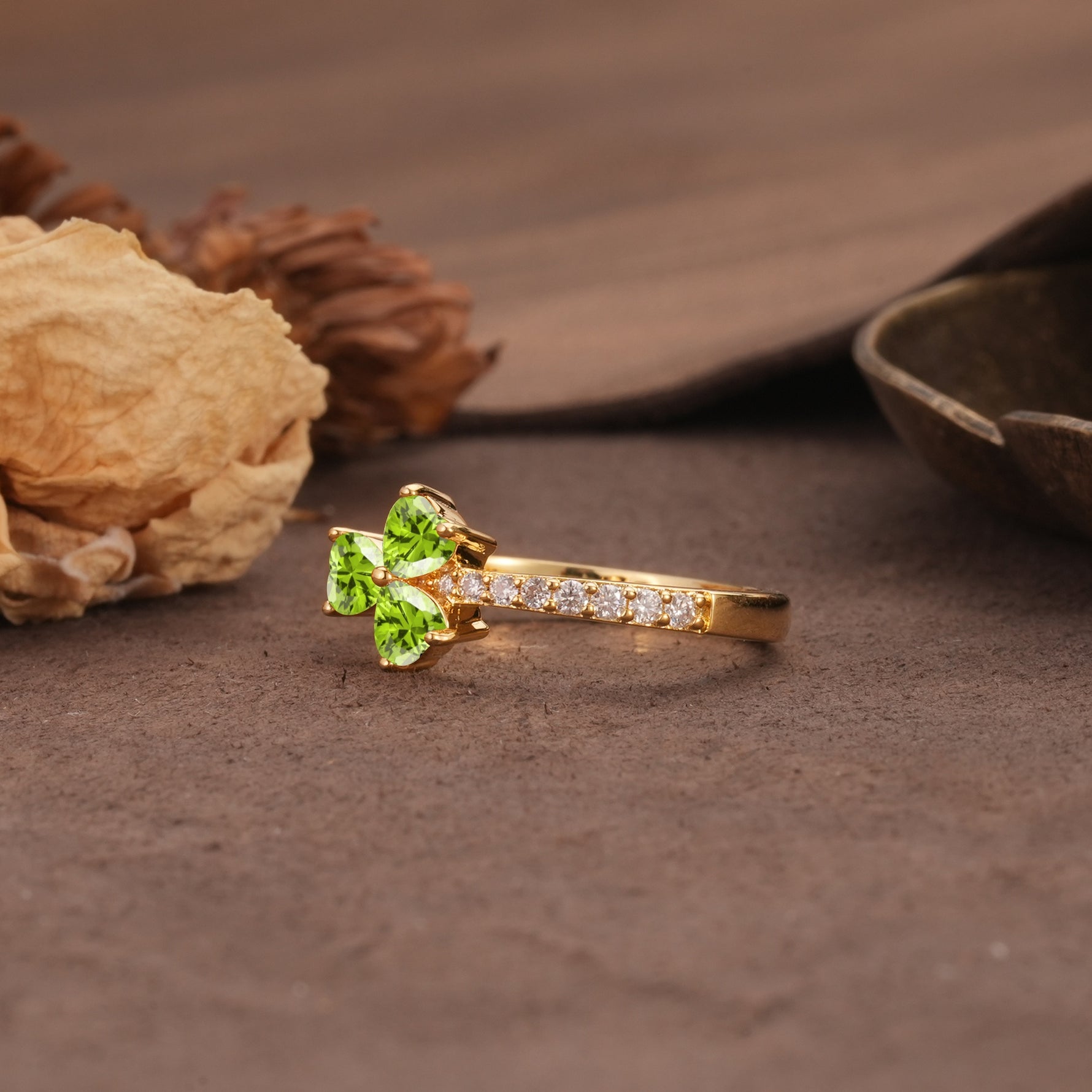 Unique Three-Leaf Clover, 3-Prong Heart Cut Peridot Three-Stone Wedding Ring - Additional view