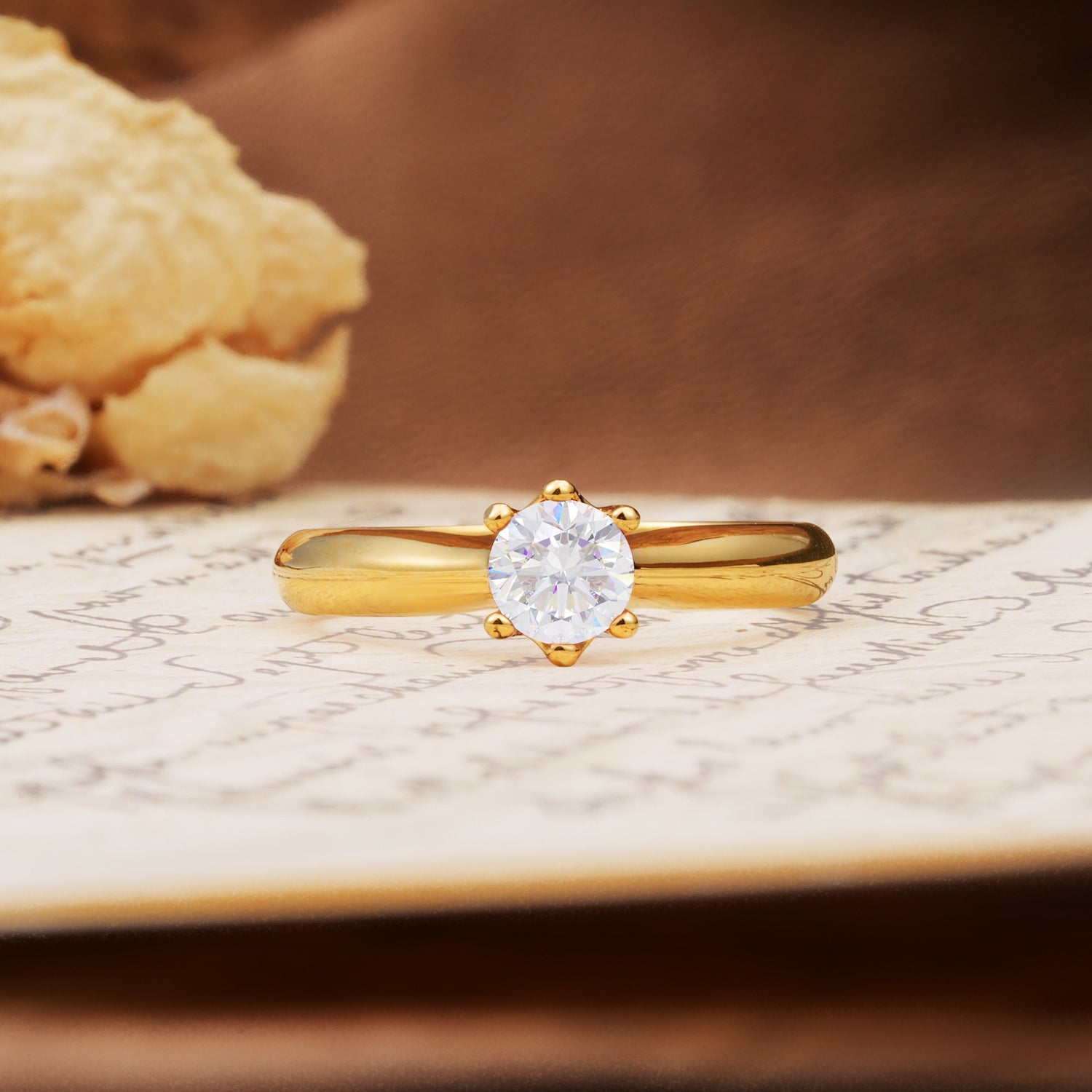 Classic, Minimalist 6-Prong Round Cut Moissanite Engagement Ring