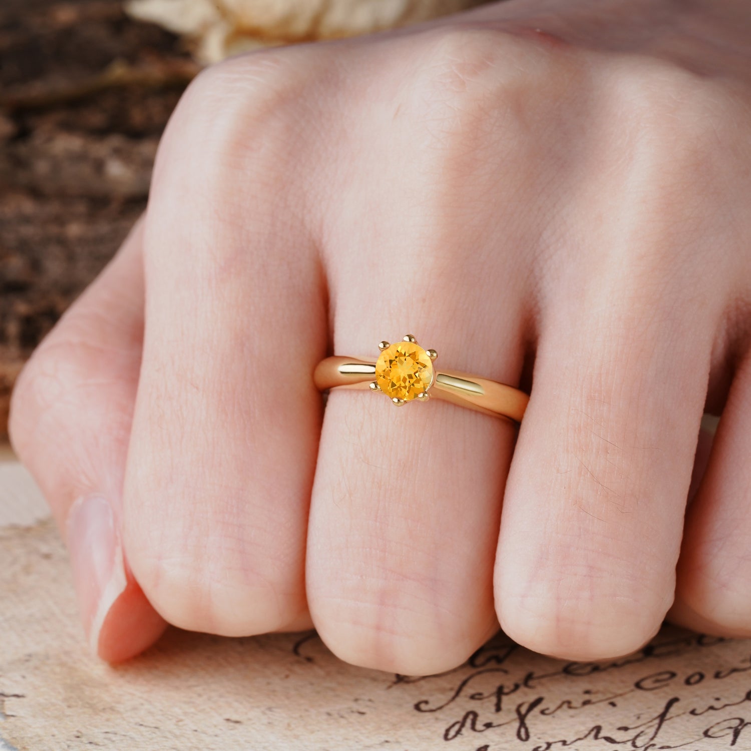 Classic, Minimalist 6-Prong Round Cut Citrine Engagement Ring