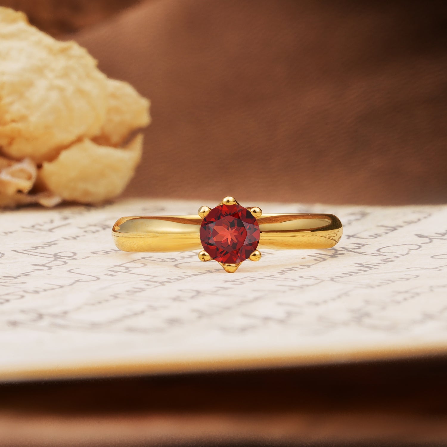 Classic, Minimalist 6-Prong Round Cut Garnet Engagement Ring