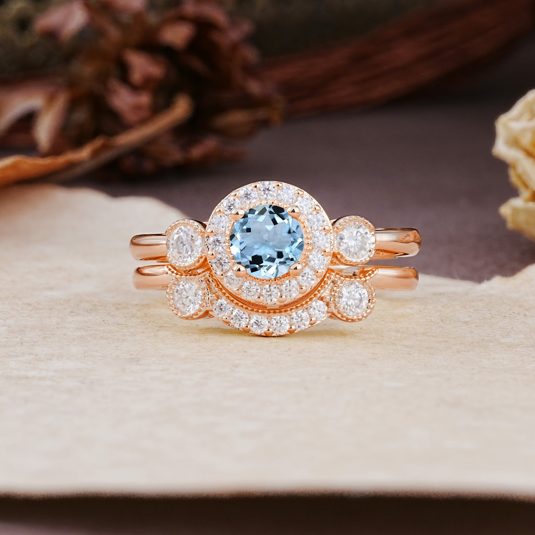 Classic Luxurious 4-Prong Round Cut Aquamarine Wedding Bride Ring Set - Additional view