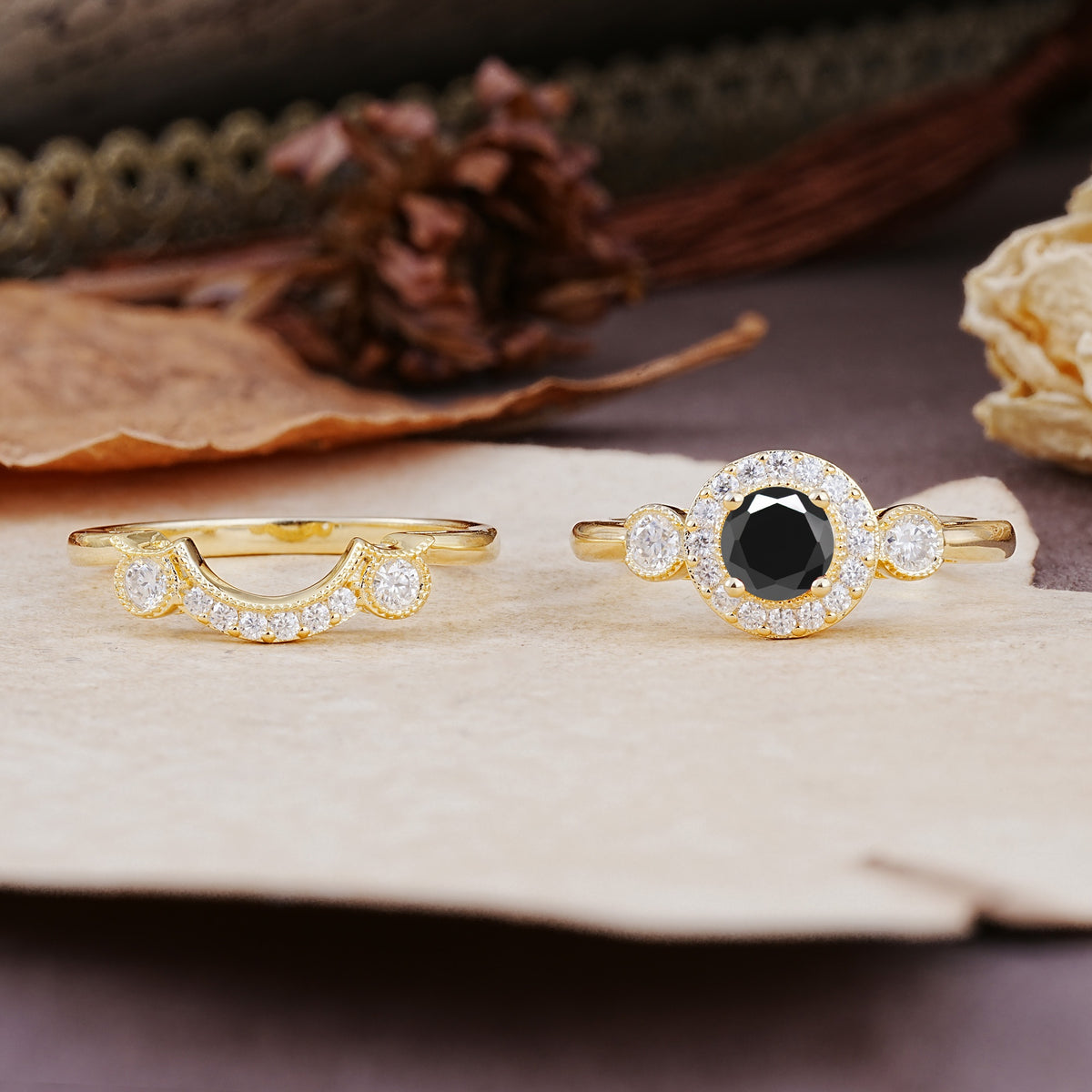 Classic Luxurious 4-Prong Round Cut Black Onyx Wedding Bride Ring Set - Additional view