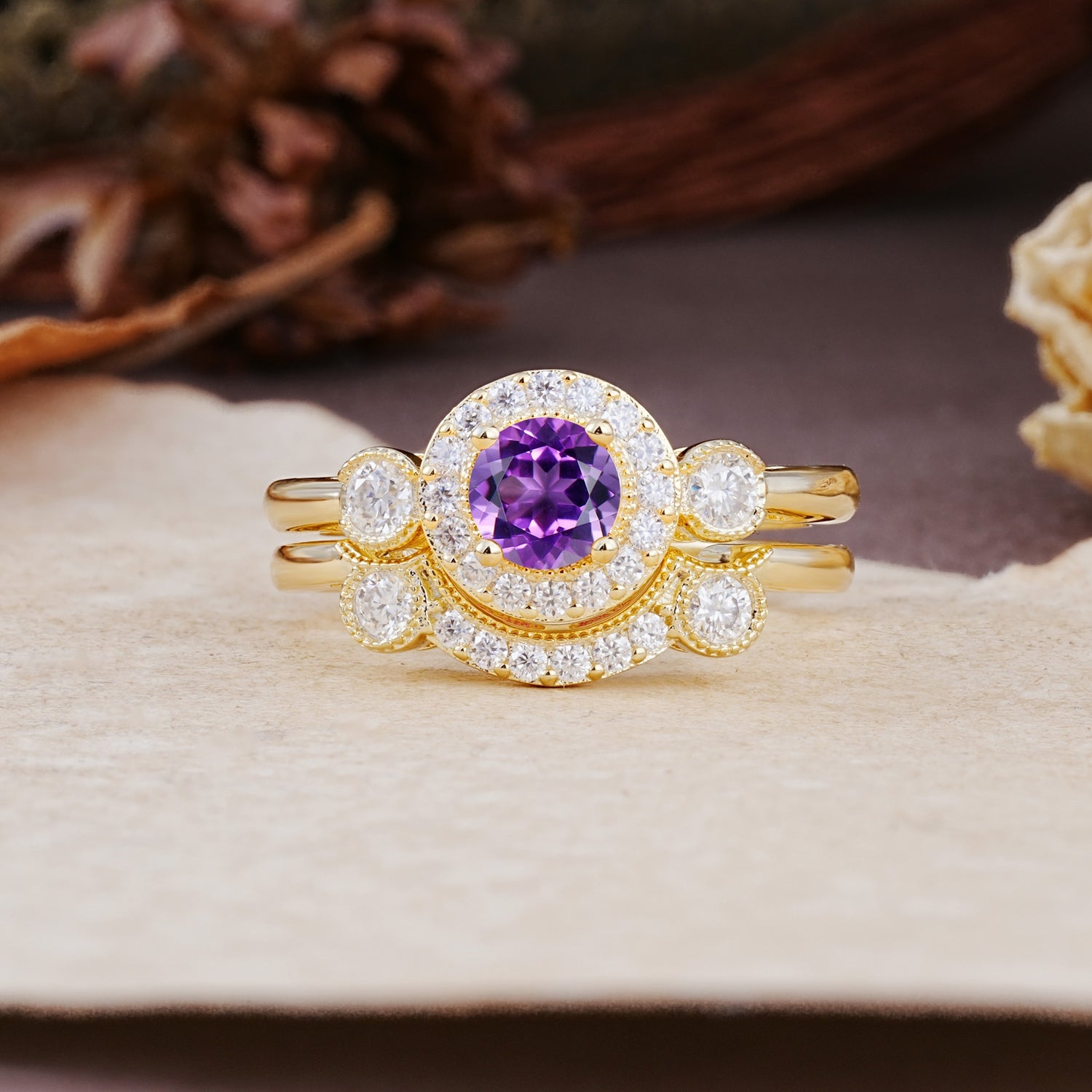 Classic Luxurious 4-Prong Round Cut Amethyst Wedding Bride Ring Set - Additional view