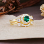 Classic Luxurious 4-Prong Round Cut Emerald Wedding Bride Ring Set - Additional view